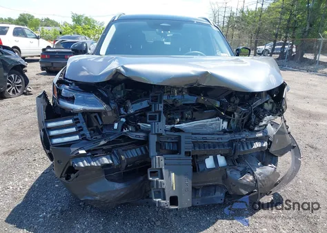 2025 Nissan Kicks Sr Intelligent Awd from USA, damaged, VIN 3N8AP6DB2SL321837